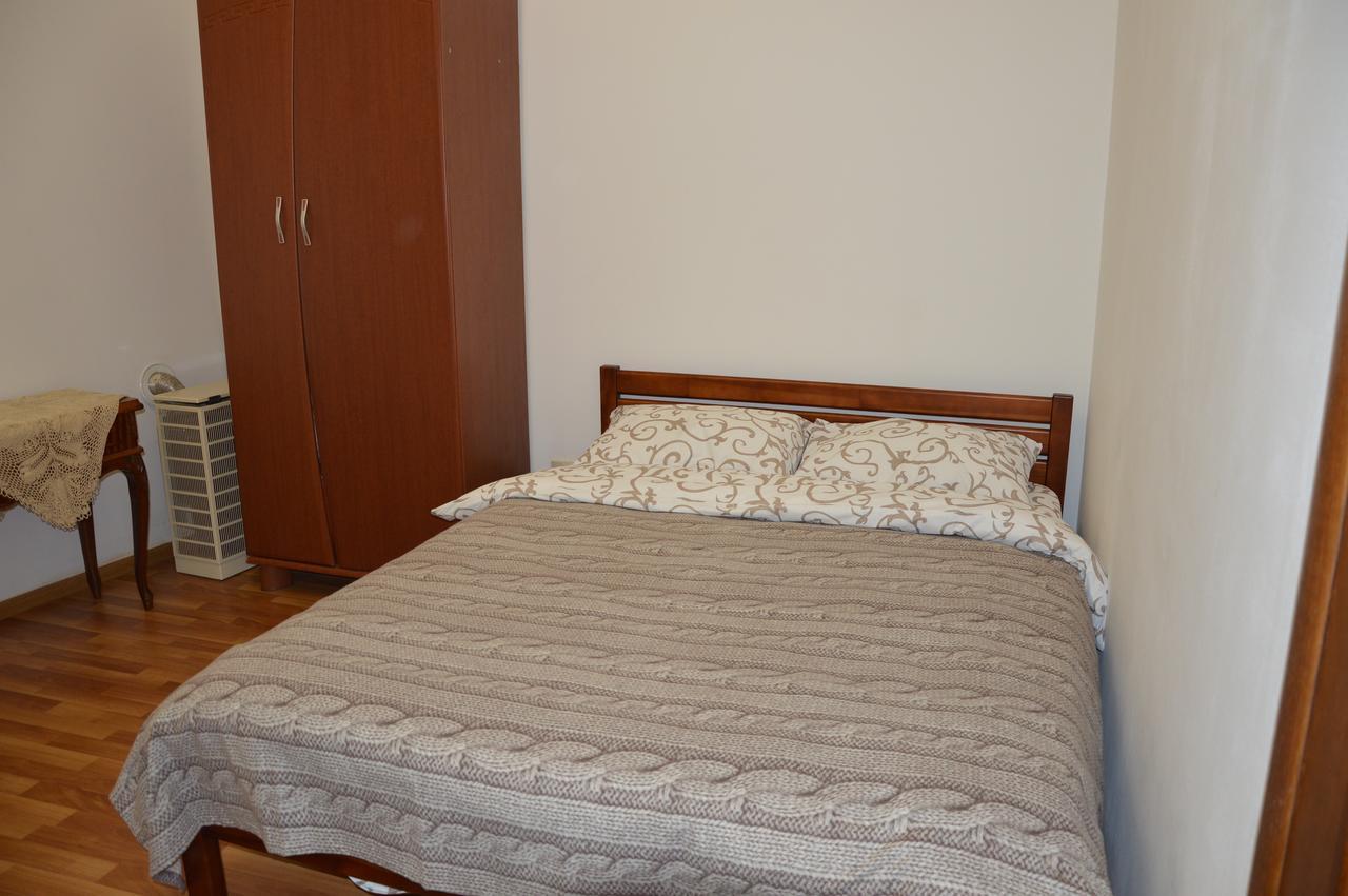 Cozy Apartment In The Center Of 리비프 외부 사진